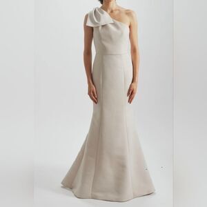 Amsale Cream One-Shoulder Dress